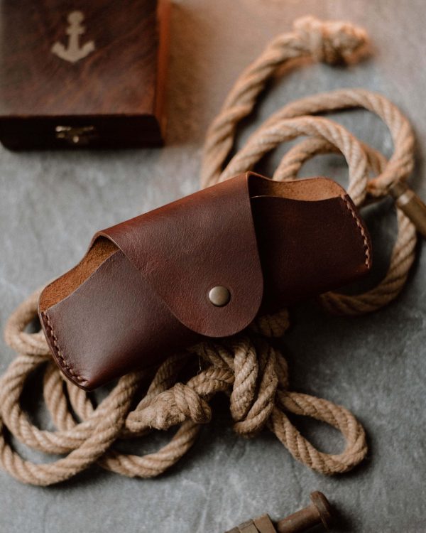 Red Brown Sunglass Cover II (Italian Waxy Cowhide)