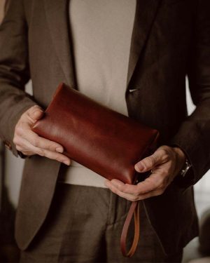 Clutch Bag Red Brown (Italian Waxy Cowhide)