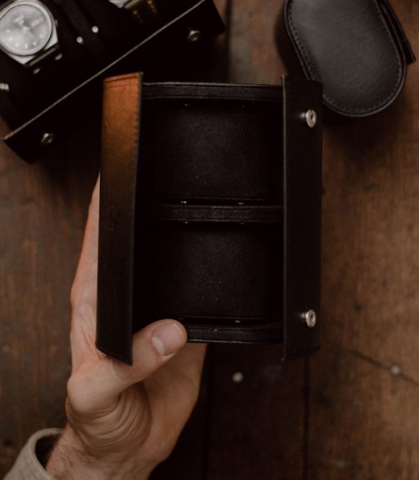 asgha Watch Roll Case II Black (Waxy Leather)