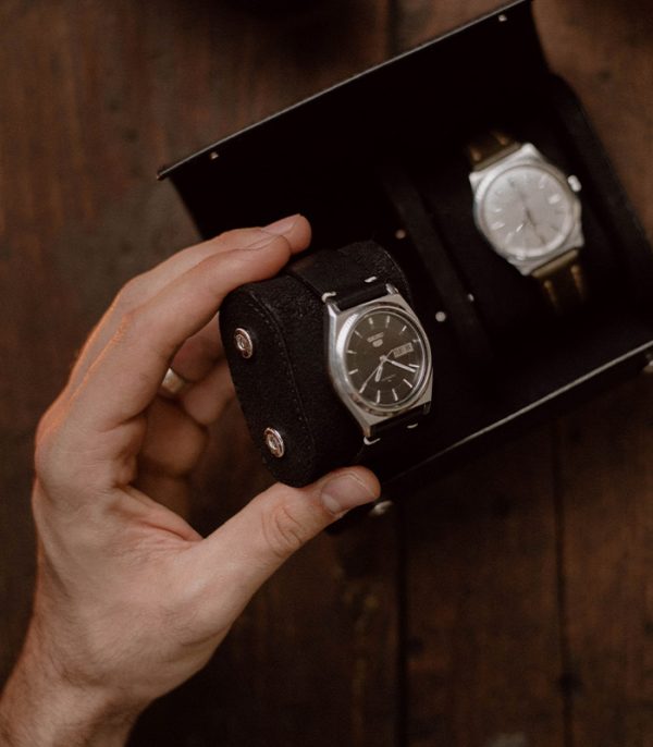 ashasss Watch Roll Case II Black (Waxy Leather)