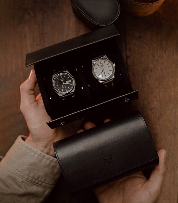 dhjdjd Watch Roll Case II Black (Waxy Leather)