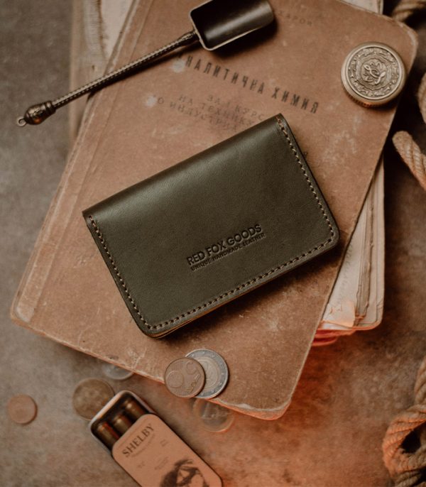 V10 Olive (Buttero Leather)