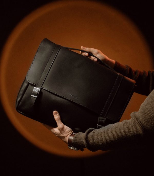 Briefcase Black (Italian Waxy Cowhide)