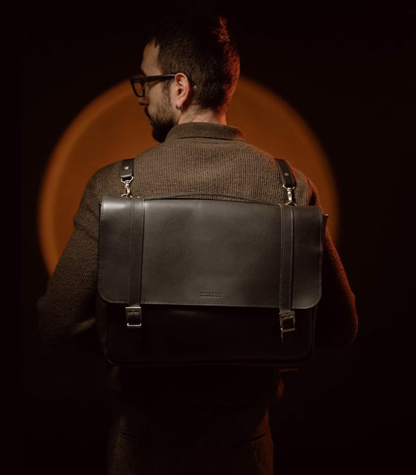 Briefcase Black (Italian Waxy Cowhide)