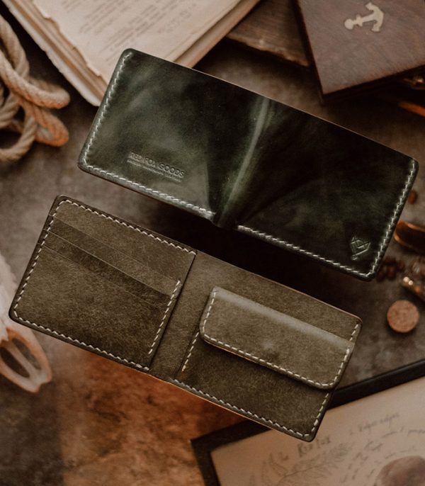 V11.1 Green Museum (Shell Cordovan) and Olive (Pueblo Leather)