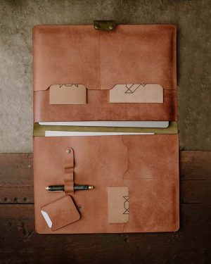 Laptop / Tablet case Olive and Brown (Pueblo Leather)