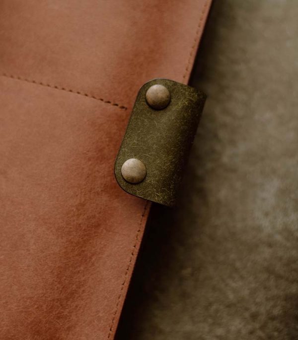 Laptop / Tablet case Olive and Brown (Pueblo Leather)