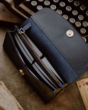 V04 Navy Blue (Pueblo Leather)
