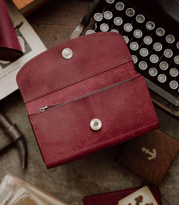 V04 Burgundy (Pueblo Leather)
