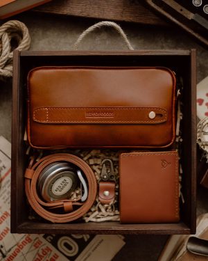 Everyday Bundle Light Brown (Italian Waxy Cowhide)