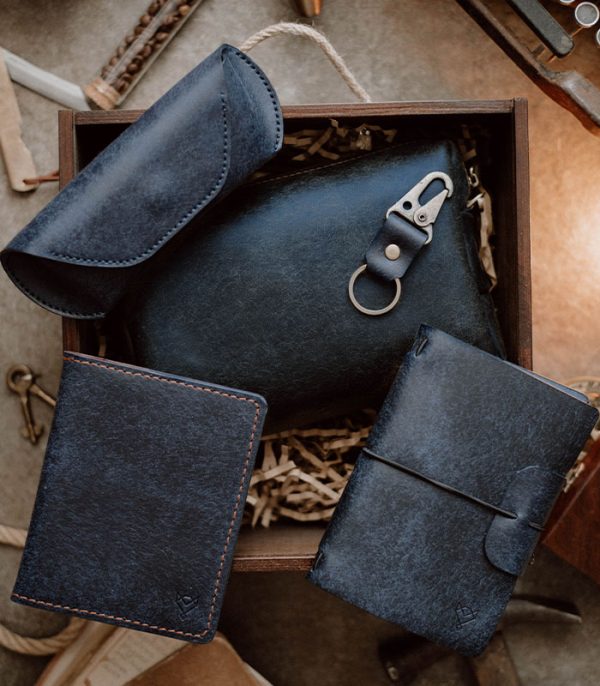 Travel Bundle Navy Blue (Pueblo Leather)