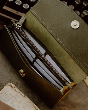 V04 Olive Green (Pueblo Leather)