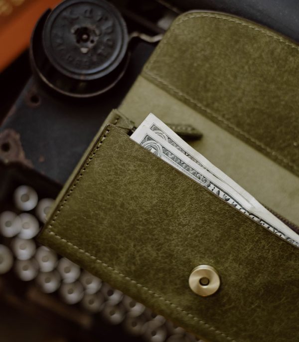 V04 Olive Green (Pueblo Leather)