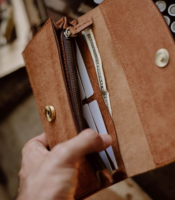 V04 Brown (Pueblo Leather)