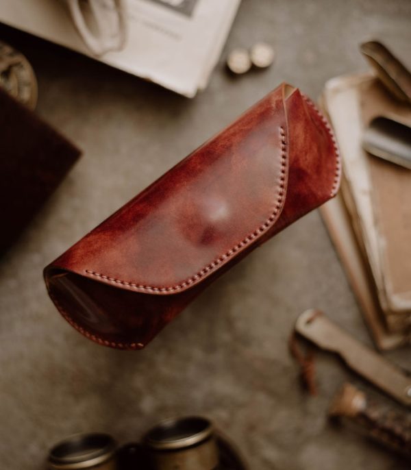 asfasgas Sunglass Cover Cognac Museum (Shell Cordovan)
