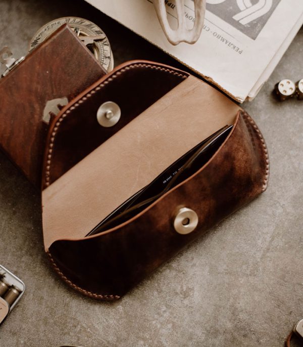 Sunglass Cover Brown Museum (Shell Cordovan)