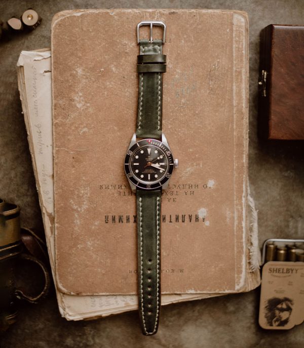 асгфасг Full Stitched Watch Band Green Museum (Shell Cordovan)